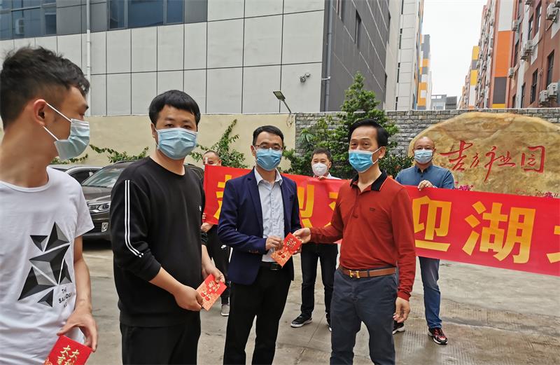 5e818f884af6a.jpg 888b5c2813cd8d7c7c32cf4aa0388e8.jpg